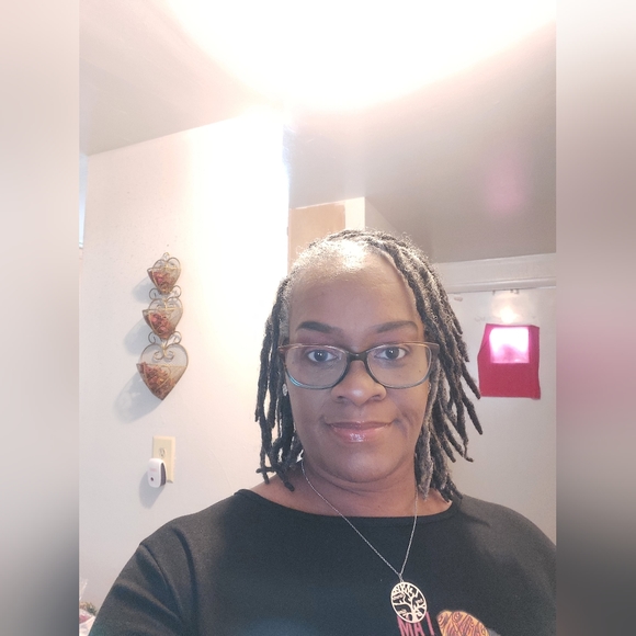 Meet your Posher, Varnetta - Picture 2 of 7